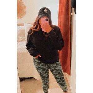 Everlast • Fleece • Black • Crewneck • oversized